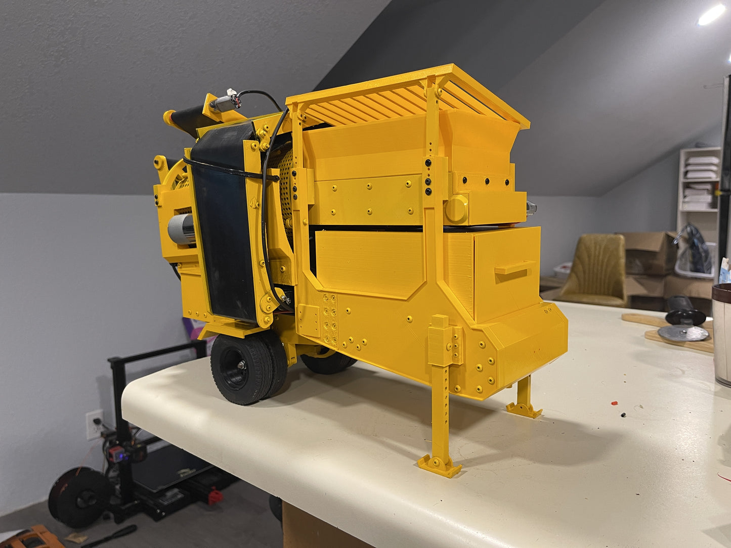 1/14 3D Printed Portable Topsoil Screener/Trommel