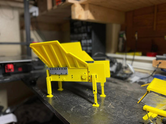 1/14 3D Printed Feed Hopper Conveyor Belt